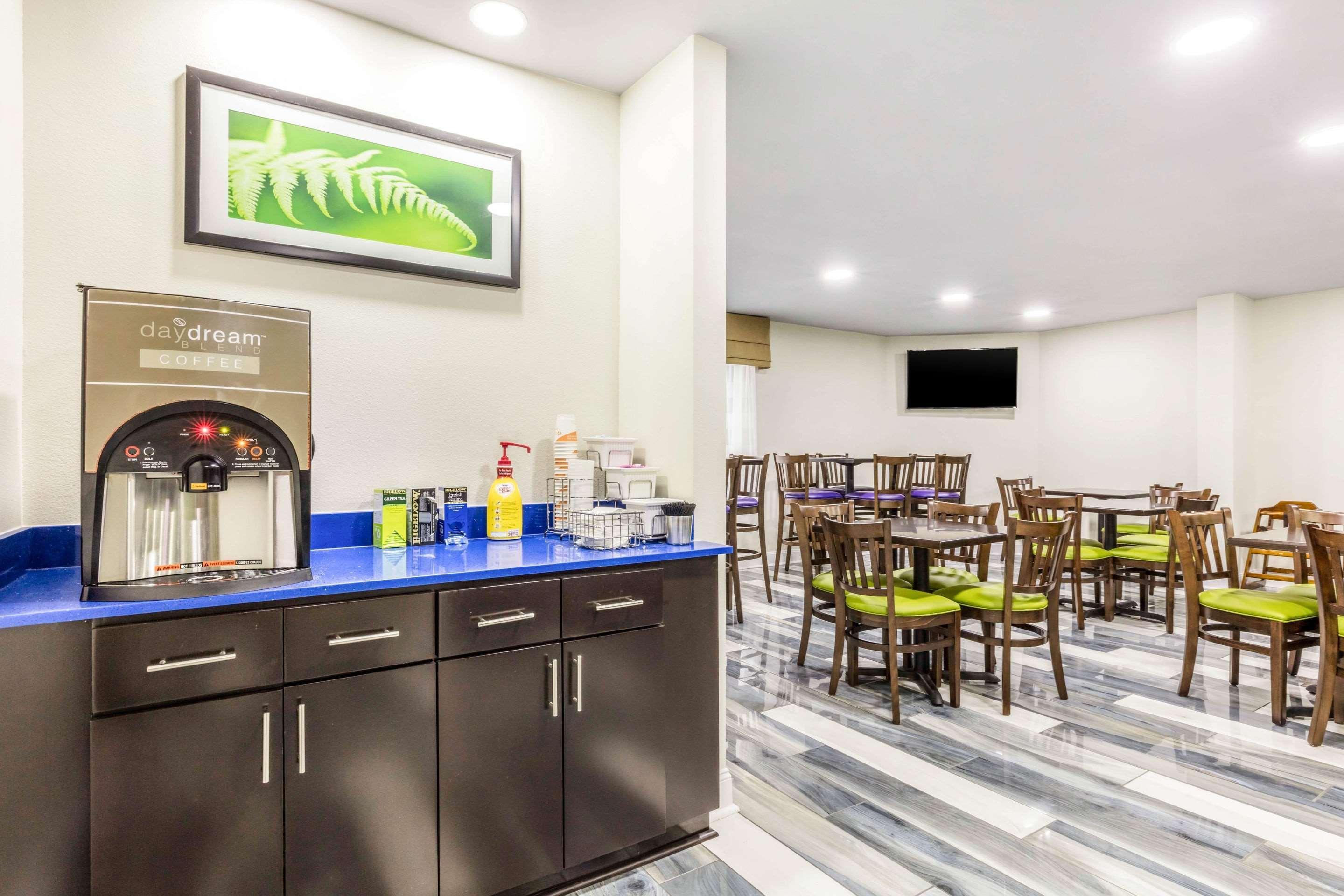 Travelodge By Wyndham Flowood Εξωτερικό φωτογραφία