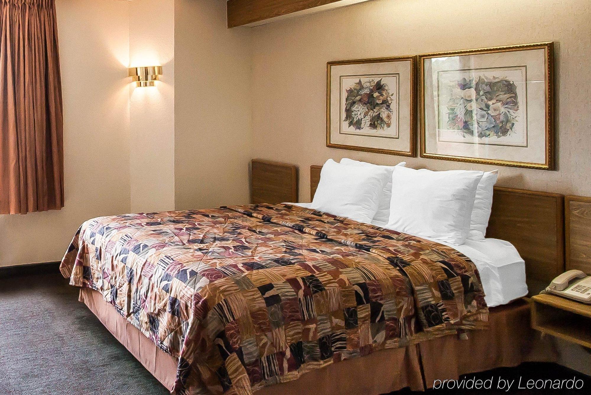 Travelodge By Wyndham Flowood Εξωτερικό φωτογραφία
